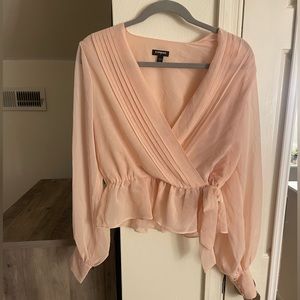 Women’s pink top